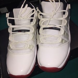 Jordan 11 size 7